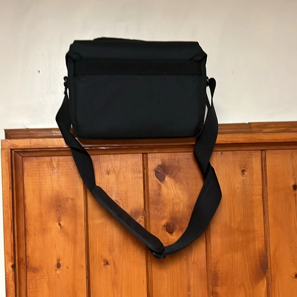 (Like New!) Canon | Camera Bag